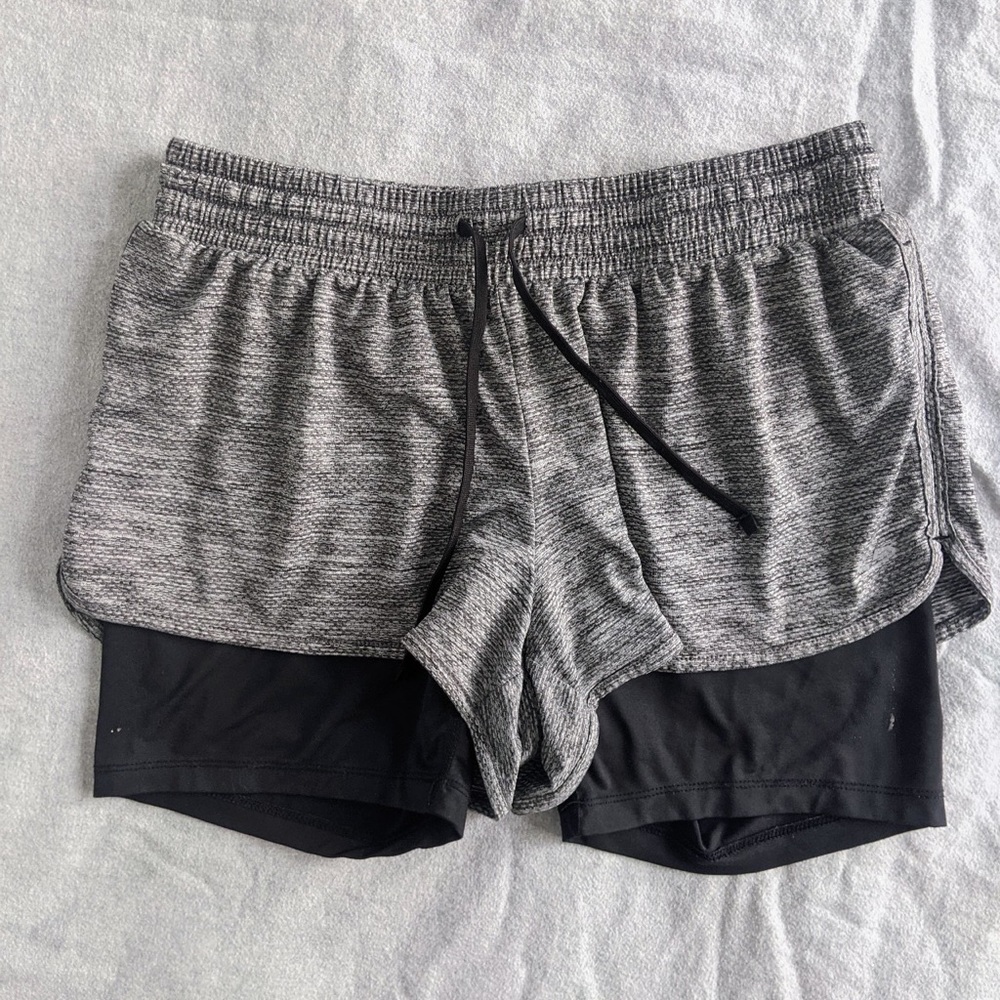Champion athletic shorts in grey